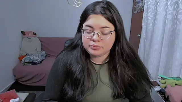 Aria Fullbuster online show from 02/14/26, 11:01