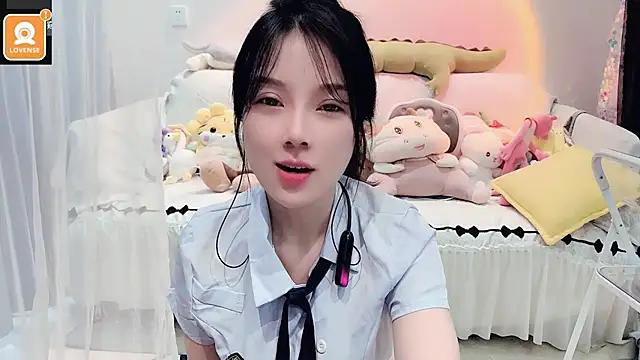 AKiKi711 online show from 09/12/25, 04:34