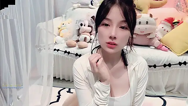 AKiKi711 online show from 09/20/25, 04:52