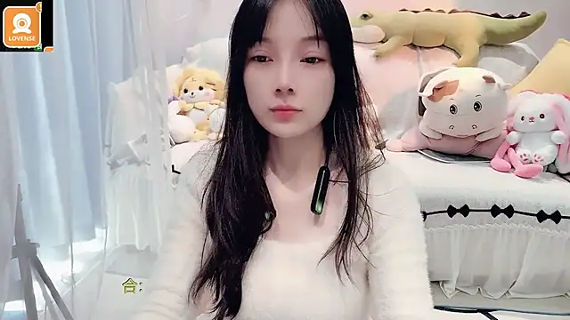 AKiKi711 online show from 10/26/25, 04:18