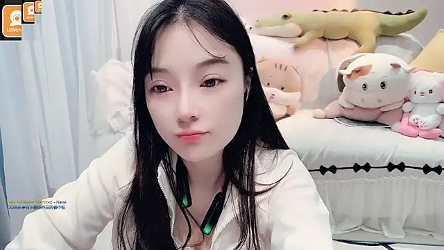 AKiKi711 online show from 10/29/25, 04:37