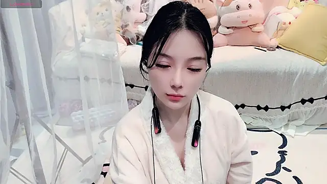 AKiKi711 online show from 04/01/26, 03:09