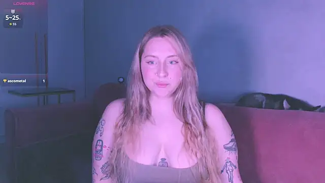 Snapshot of Oh_mylissa chatting on 11/07/25, 08:20 Oh mylissa online show from 11/07/25, 08:20