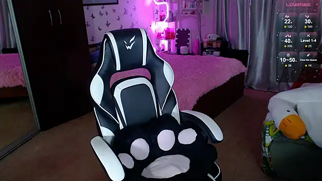 Sidney blush online show from 02/07/26, 12:42