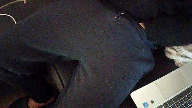 Snapshot of kiksnap-meistro5 chatting on 03/13/26, 04:24 kiksnap-meistro5 online show from 03/13/26, 04:24