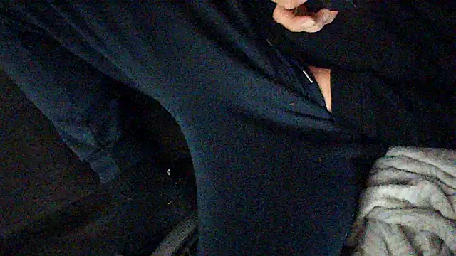 Snapshot of kiksnap-meistro5 chatting on 03/29/26, 01:38 kiksnap-meistro5 online show from 03/29/26, 01:38