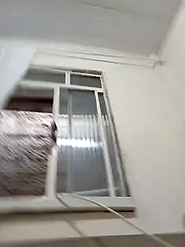 Snapshot of Adee21e chatting on 04/26/26, 08:28 Adee21e online show from 04/26/26, 08:28