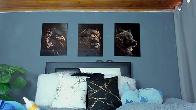 Snapshot of francesco_evan chatting on 11/14/25, 07:34 francesco evan online show from 11/14/25, 07:34