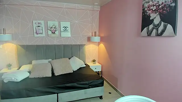 zara  sweet online show from 11/13/25, 12:26