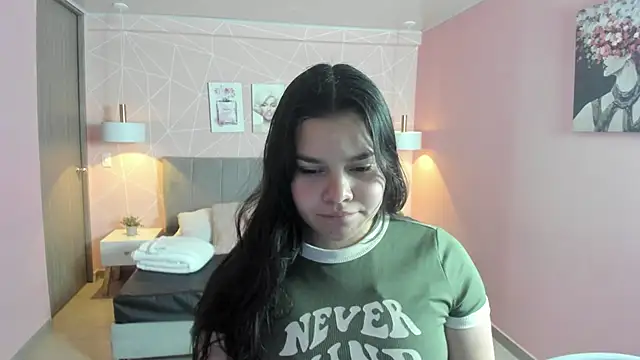 zara  sweet online show from 12/04/25, 01:31