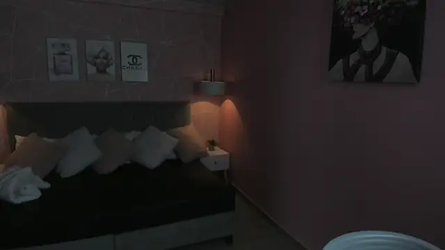 zara  sweet online show from 04/07/26, 03:34