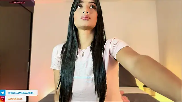 Dannawells online show from 10/15/25, 10:26