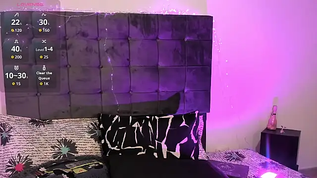 Kylie2211 online show from 11/15/25, 11:18