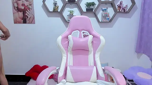 SharonSander online show from 11/25/25, 09:59