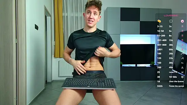 ChristianLevine  online show from 09/25/25, 07:06