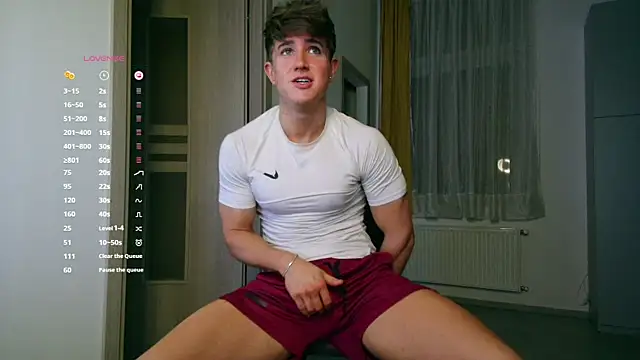 ChristianLevine  online show from 11/18/25, 07:29