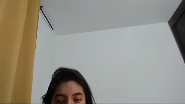 Snapshot of miss_eylens chatting on 07/08/26, 05:12 miss eylens online show from 07/08/26, 05:12