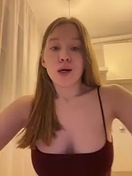 Snapshot of Eva_Weyne chatting on 03/10/26, 09:09 Eva Weyne online show from 03/10/26, 09:09