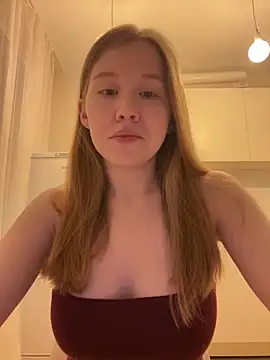 Snapshot of Eva_Weyne chatting on 03/20/26, 08:35 Eva Weyne online show from 03/20/26, 08:35