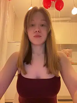 Snapshot of Eva_Weyne chatting on 04/02/26, 08:28 Eva Weyne online show from 04/02/26, 08:28