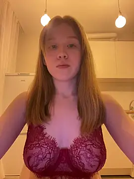 Snapshot of Eva_Weyne chatting on 04/08/26, 07:58 Eva Weyne online show from 04/08/26, 07:58