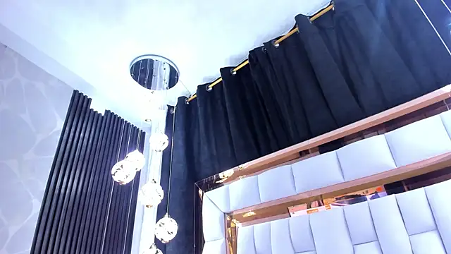 SarayRoyse online show from 07/13/26, 08:00