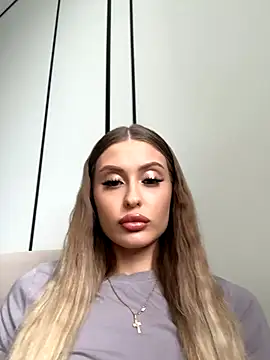 Sweet  Milly online show from 09/14/25, 12:15