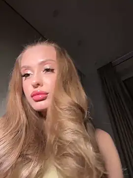 Sweet  Milly online show from 02/01/26, 04:05