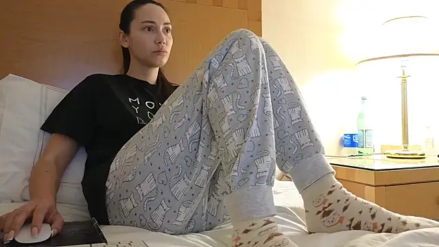 Mr-and-Mrs-Smith online show from 03/11/25, 05:24