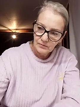 irinamaux online show from 11/03/25, 07:20