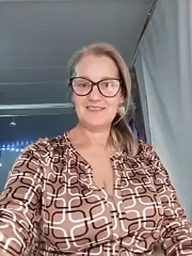 irinamaux online show from 11/22/25, 09:58