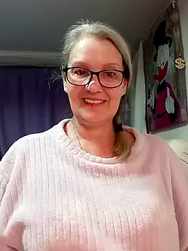 irinamaux online show from 02/15/26, 09:22