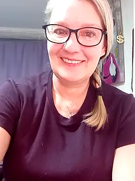 irinamaux online show from 03/01/26, 06:15