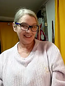 irinamaux online show from 03/28/26, 11:59