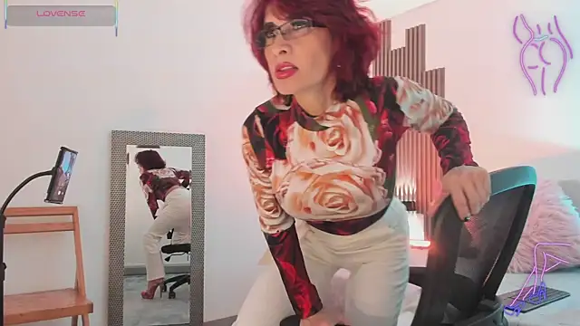 fransheska rossi online show from 10/11/25, 12:04