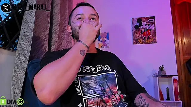 Snapshot of Alex_maraj chatting on 11/05/25, 10:54 Alex maraj online show from 11/05/25, 10:54