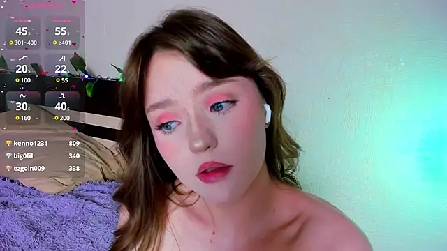 Snapshot of lexxxxxxi chatting on 03/07/25, 10:21 lexxxxxxi online show from 03/07/25, 10:21