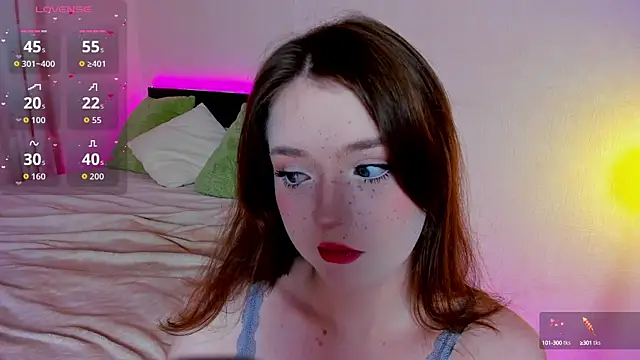 Snapshot of lexxxxxxi chatting on 10/10/25, 06:29 lexxxxxxi online show from 10/10/25, 06:29