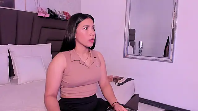 Sofi Perez  online show from 09/29/25, 11:26