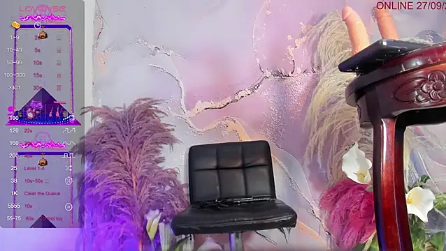 VALERIAQUEENTS online show from 09/27/25, 01:38