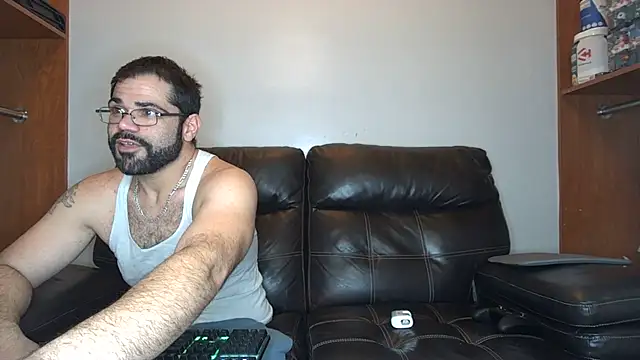 Snapshot of Zander823 chatting on 03/18/26, 07:06 Zander823 online show from 03/18/26, 07:06