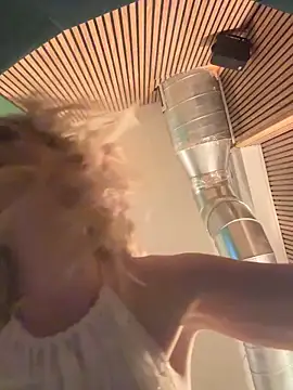 LexyGold online show from 10/23/25, 03:00