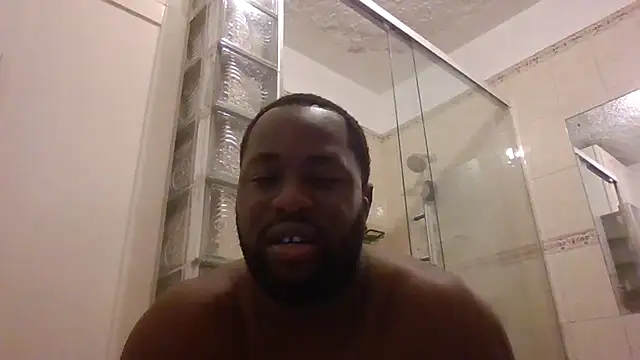 Snapshot of Bighood_T chatting on 03/17/26, 05:22 Bighood T online show from 03/17/26, 05:22