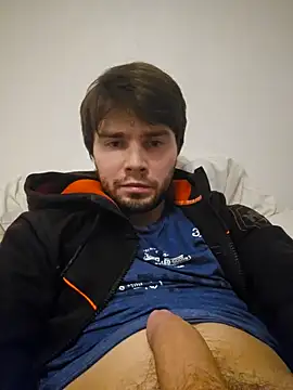 Snapshot of akat99611 chatting on 02/01/25, 09:08 akat99611 online show from 02/01/25, 09:08