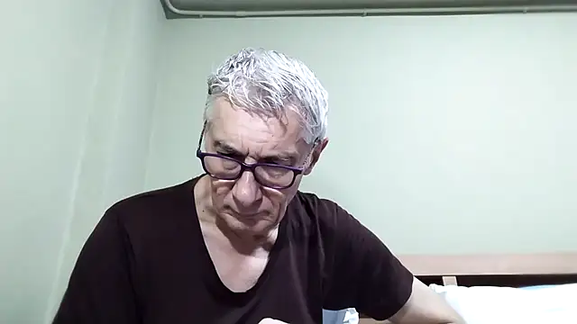 BIGUNCUTHARDCOCK online show from 11/16/25, 01:33