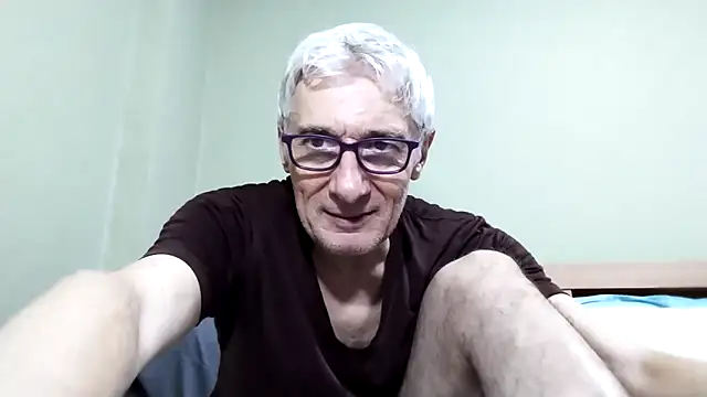 BIGUNCUTHARDCOCK online show from 11/18/25, 03:56