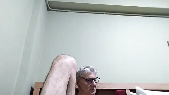 BIGUNCUTHARDCOCK online show from 11/28/25, 01:36