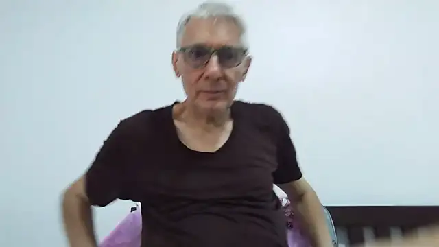Snapshot of BIGUNCUTHARDCOCK chatting on 07/14/26, 02:49 BIGUNCUTHARDCOCK online show from 07/14/26, 02:49