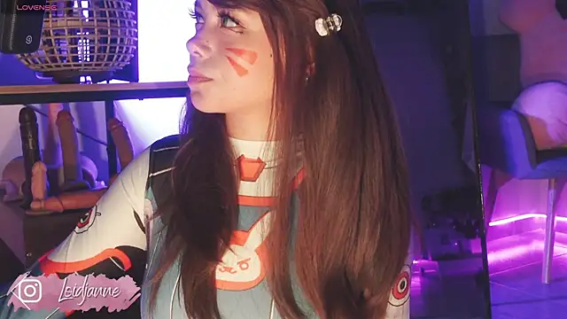 loIijanne online show from 09/11/25, 03:28