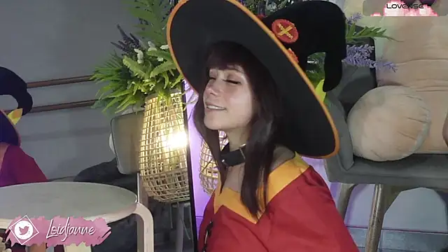 Snapshot of loIijanne chatting on 04/28/26, 11:10 loIijanne online show from 04/28/26, 11:10